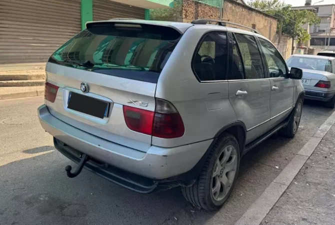 Cars for sale  in Tirana - 3,300 Euro