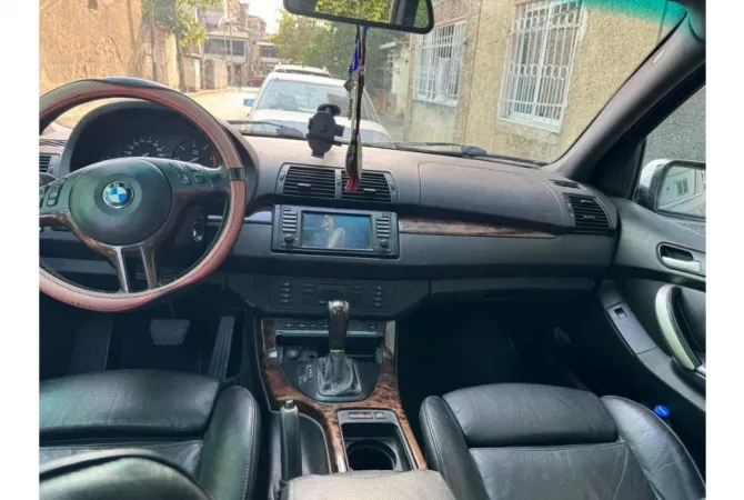 Cars for sale  in Tirana - 3,300 Euro