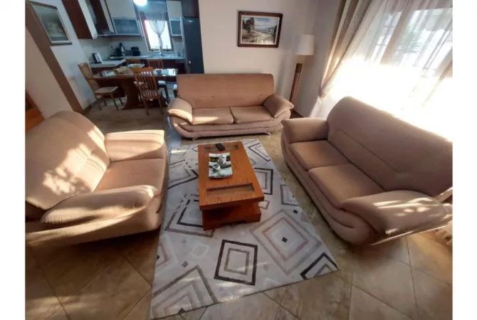 Mobili ed elettrodomestici a Tirana - 500 Euro