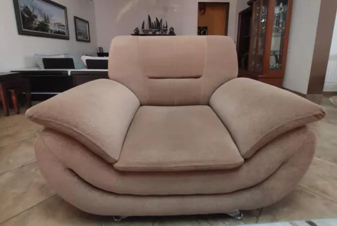 Mobilje dhe Elektroshtepiake  ne Tirane - 500 Euro