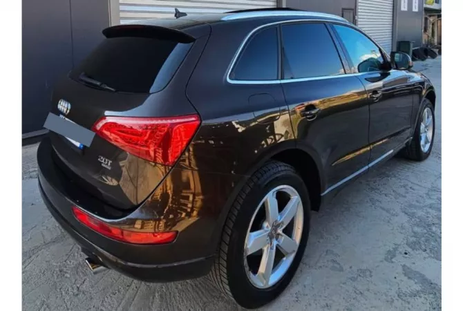 Makina ne shitje  ne Tirane - 7,400 Euro
