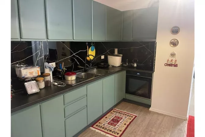 Shtepi me qera 2+1 ne Tirane - 450 Euro