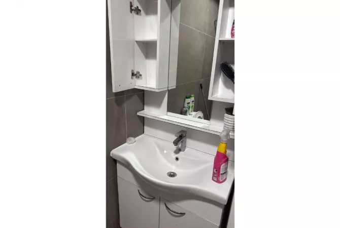 Shtepi me qera Apartament ne Prishtine, 2+1, Mobilimi E mobiluar, Pagesa 270  Euro.