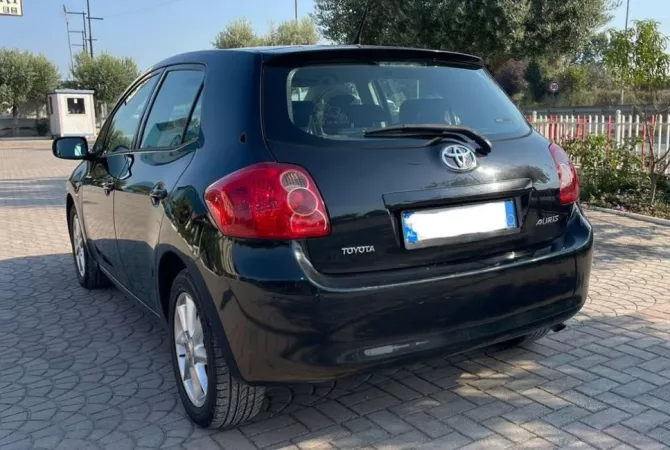 Makina ne shitje ne Tirane - 5,000 Euro