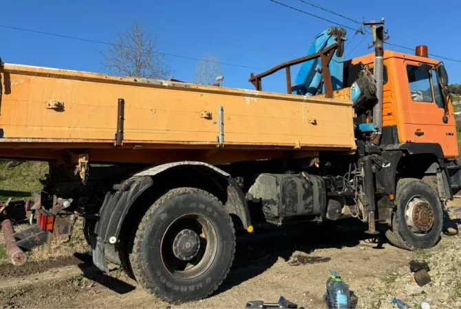 Makina ne shitje ne Tirane - 27,000 Euro