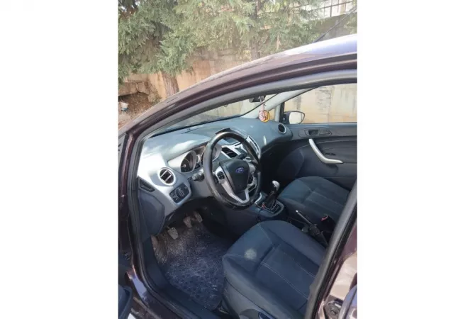 Makina ne shitje ne Tirane - 3,300 Euro