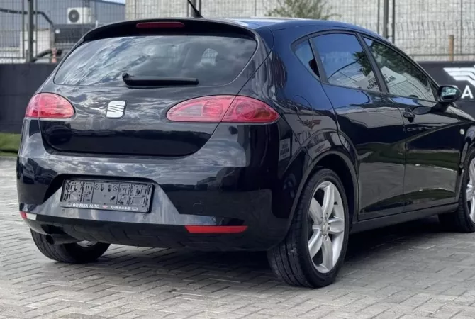 Makina ne shitje ne Tirane - 4,500 Euro