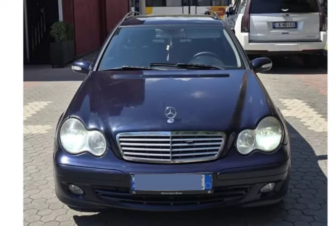 Cars for sale in Tirana - 3,500 Euro