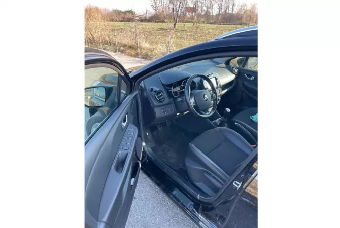 Cars for sale in Tirana - 5,500 Euro