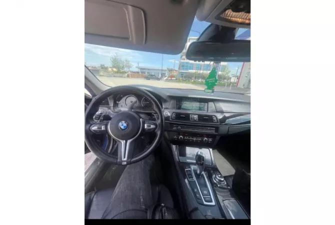 Makina ne shitje ne Tirane - 7,900 Euro