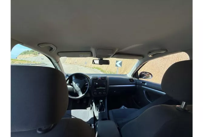 Makina ne shitje ne Vlore - 3,800 Euro