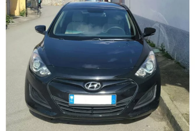 Cars for sale in Tirana - 6,000 Euro