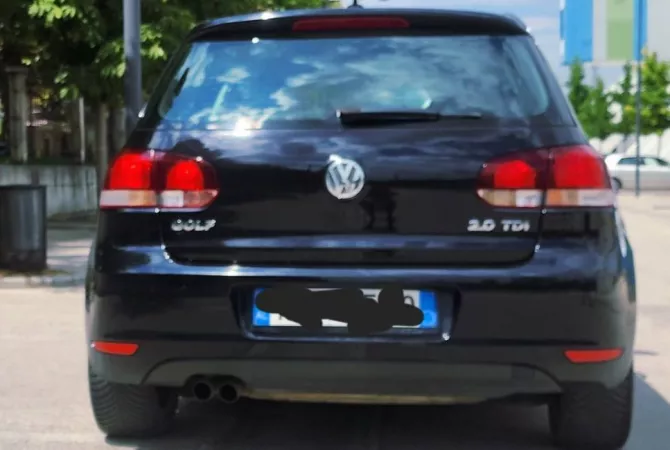 Makina ne shitje ne Korce - 5,400 Euro