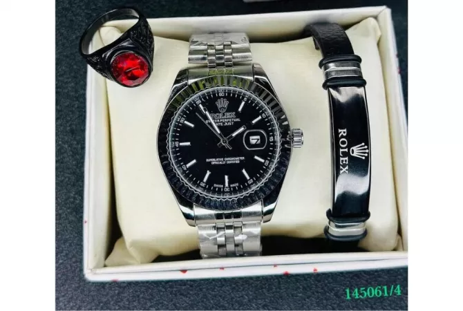 Accessori uomo e donna a Tirana - 25 Euro