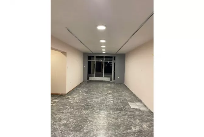 Ambient biznesi me qera 3+1 ne Prishtine - 800 Euro