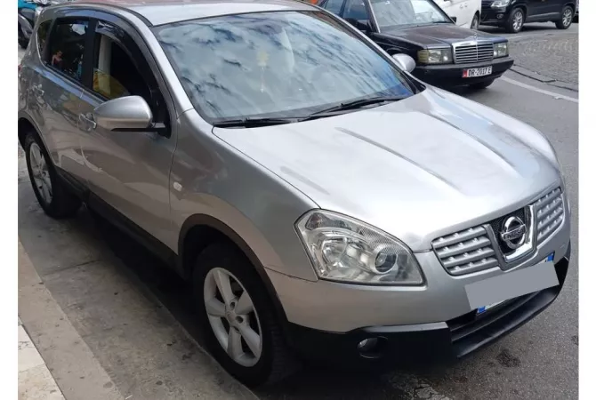 Makina ne shitje ne Tirane - 4,200 Euro