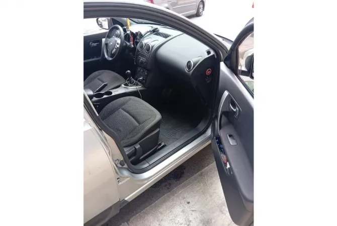 Cars for sale in Tirana - 4,200 Euro