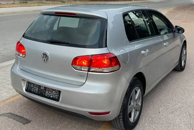Cars for sale in Vlora - 4,900 Euro