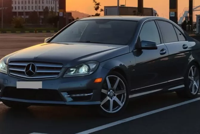 Cars for sale in Tirana - 9,800 Euro