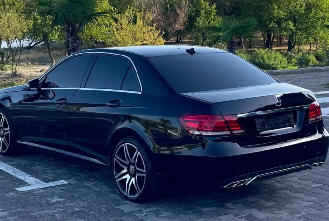 Makina ne shitje ne Tirane - 12,500 Euro