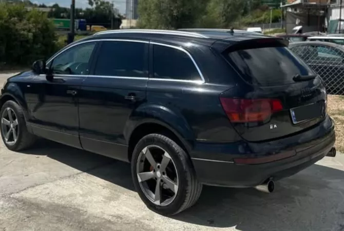 Makina ne shitje ne Tirane - 4,500 Euro
