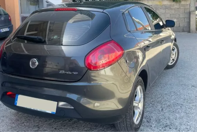 Cars for sale in Tirana - 3,000 Euro