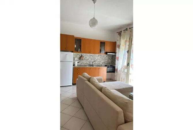 Shtepi me qera 1+1 ne Vlore - 370 Euro