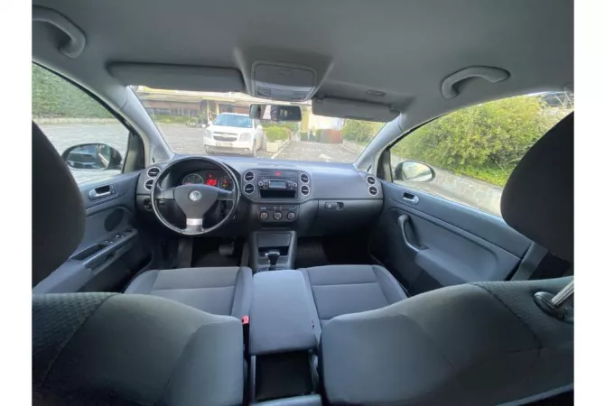 Cars for sale in Tirana - 5,300 Euro