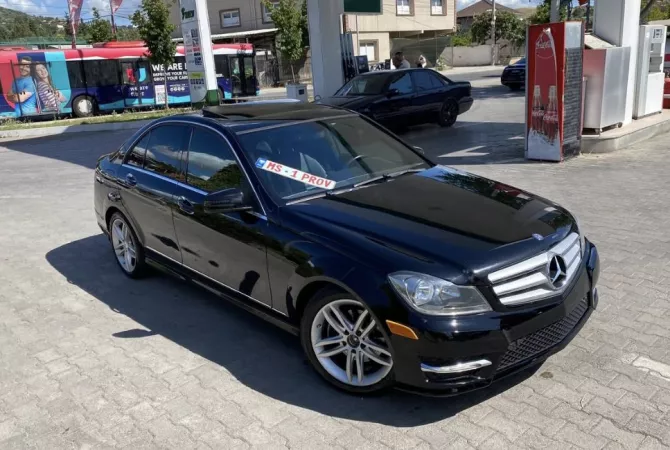 Cars for sale in Tirana - 8,900 Euro