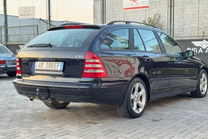 Cars for sale in Tirana - 3,700 Euro