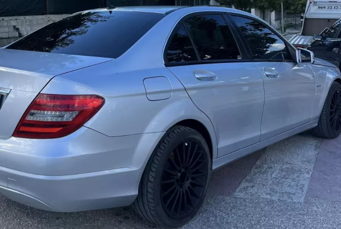Cars for sale in Tirana - 7,800 Euro