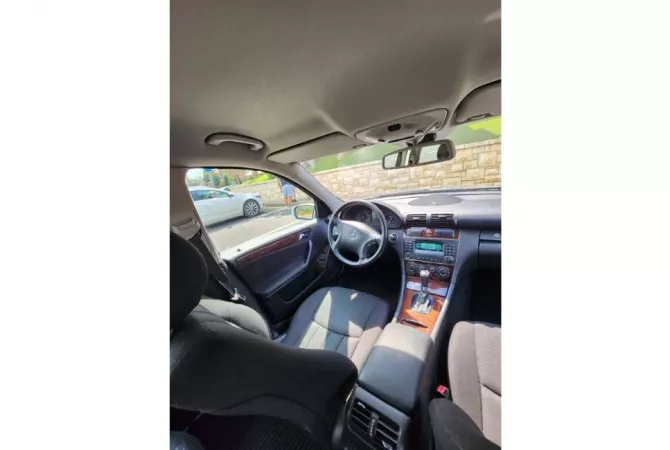 Cars for sale in Tirana - 4,200 Euro