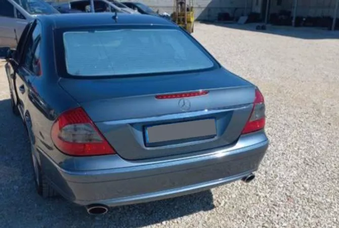 Makina ne shitje ne Tirane - 6,400 Euro