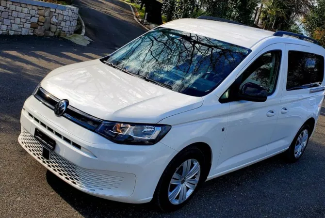 Cars for sale in Tirana - 17,900 Euro