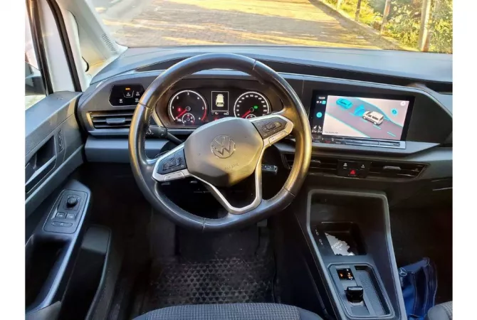 Makina ne shitje ne Tirane - 17,900 Euro