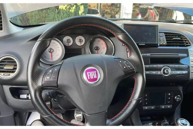 Cars for sale in Tirana - 3,500 Euro