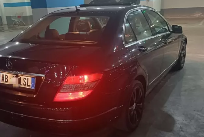 Cars for sale in Tirana - 6,800 Euro