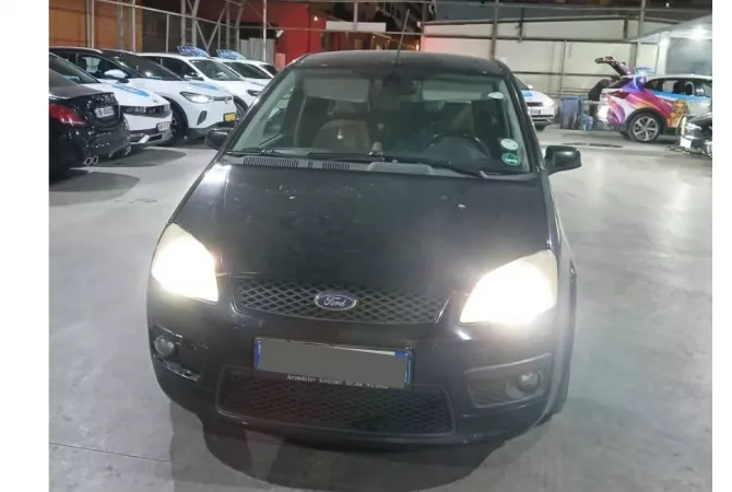Cars for sale in Tirana - 2,650 Euro