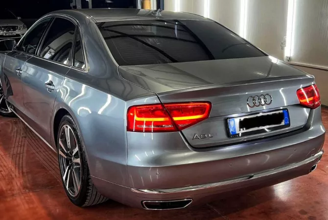 Makina ne shitje ne Tirane - 12,000 Euro