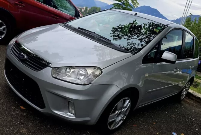 Cars for sale in Tirana - 2,900 Euro
