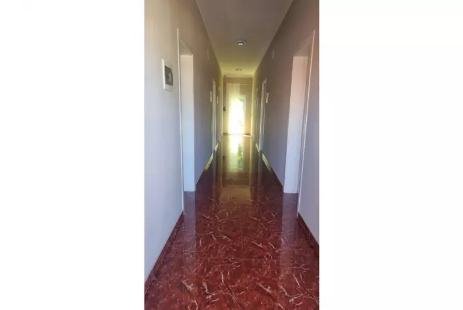 Shtepi me qera Garsoniere ne Tirane - 48,000 Leke