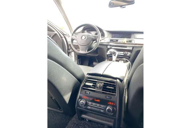 Makina ne shitje ne Tirane - 8,500 Euro