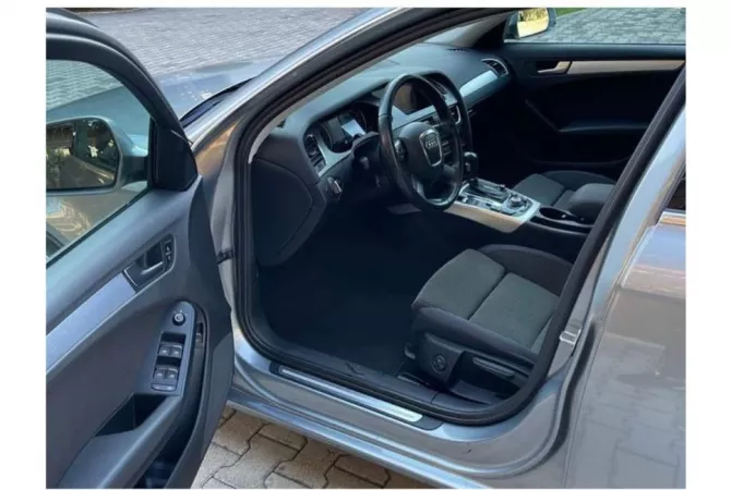 Makina ne shitje ne Tirane - 6,300 Euro