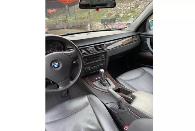 Makina ne shitje ne Tirane - 4,500 Euro