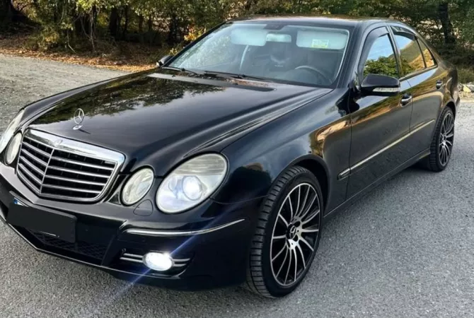 Makina ne shitje ne Tirane - 5,500 Euro