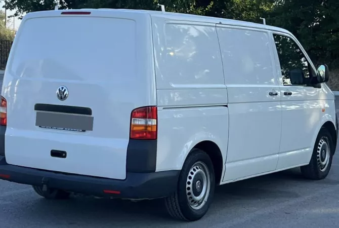Makina ne shitje ne Tirane - 5,500 Euro