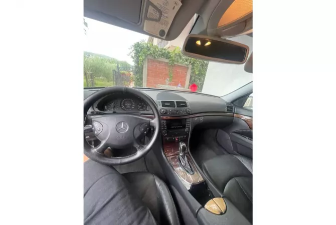 Makina ne shitje ne Tirane - 4,500 Euro