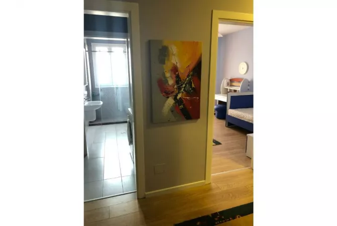 Shtepi me qera Apartament ne Tirane, 2+1, Mobilimi E mobiluar, Pagesa 70,000  Leke.