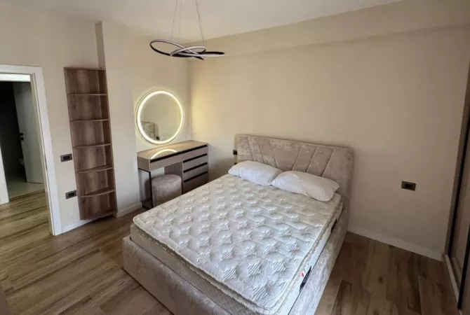 Shtepi me qera 1+1 ne Tirane - 60,000 Leke
