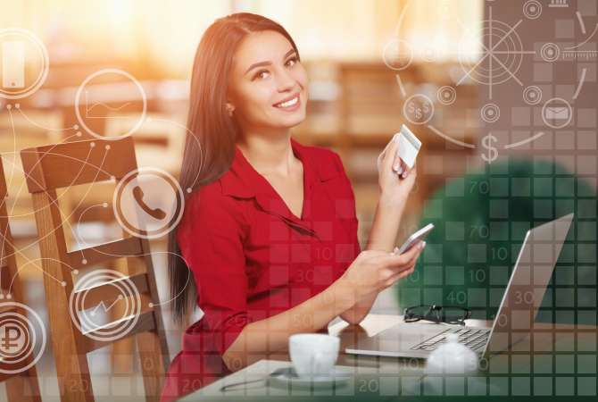 Njoftime Pune social media manager